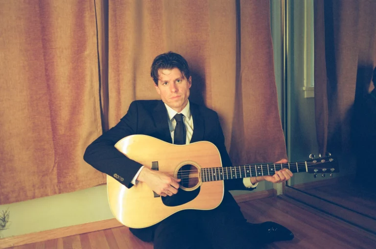 Cory Hanson in Misty Fields, Heusden